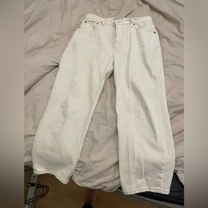 Abercrombie & Fitch Ankle Straight Ultra High Rise White jeans, size 31 short